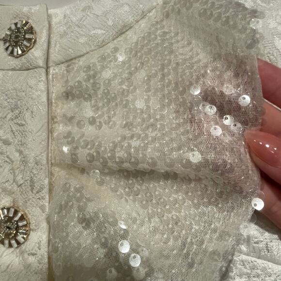 Rare 2023 CHANEL Sequin Ruffle Jacket | Sunburst Strass Buttons, Ivory Jacquard - Picture 12 of 16